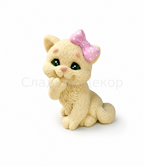 Фигурка из шоколадной глазури "Кошечка"